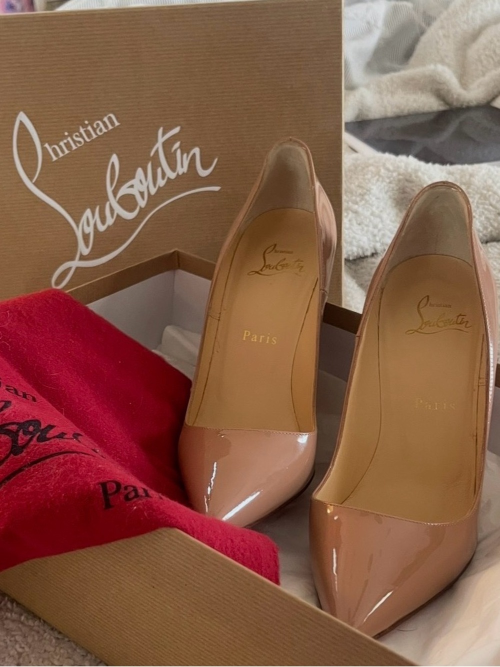 Christian Louboutin SO KATE Nude Patent Leather Pointed-Toe Pumps ❤️❤️❤️